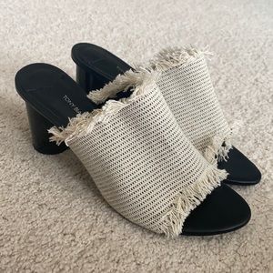 Never worn Tony Bianco heels